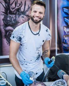 Tomek Podleśny - Thom Planter artist avatar