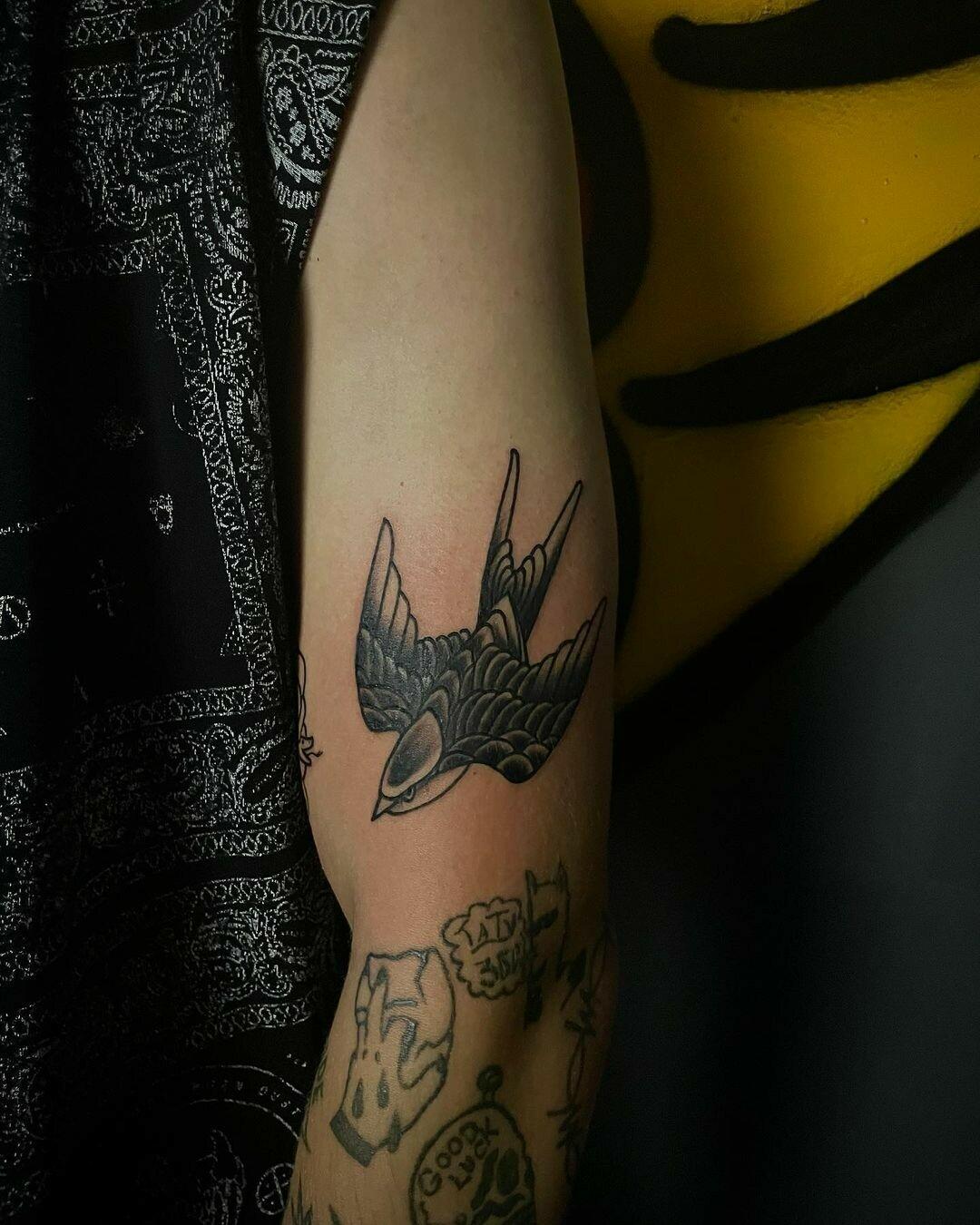 Inksearch tattoo Gloson