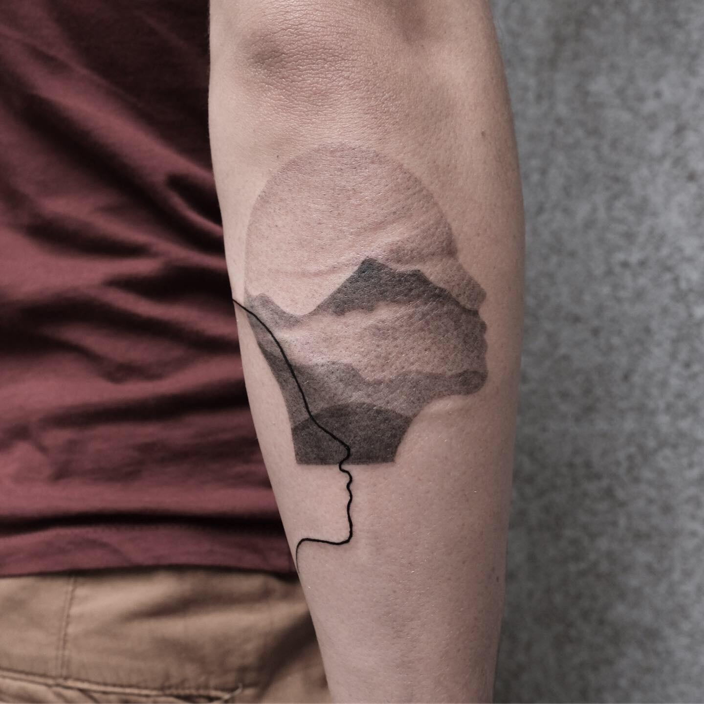 Inksearch tattoo Axel Ejsomnt
