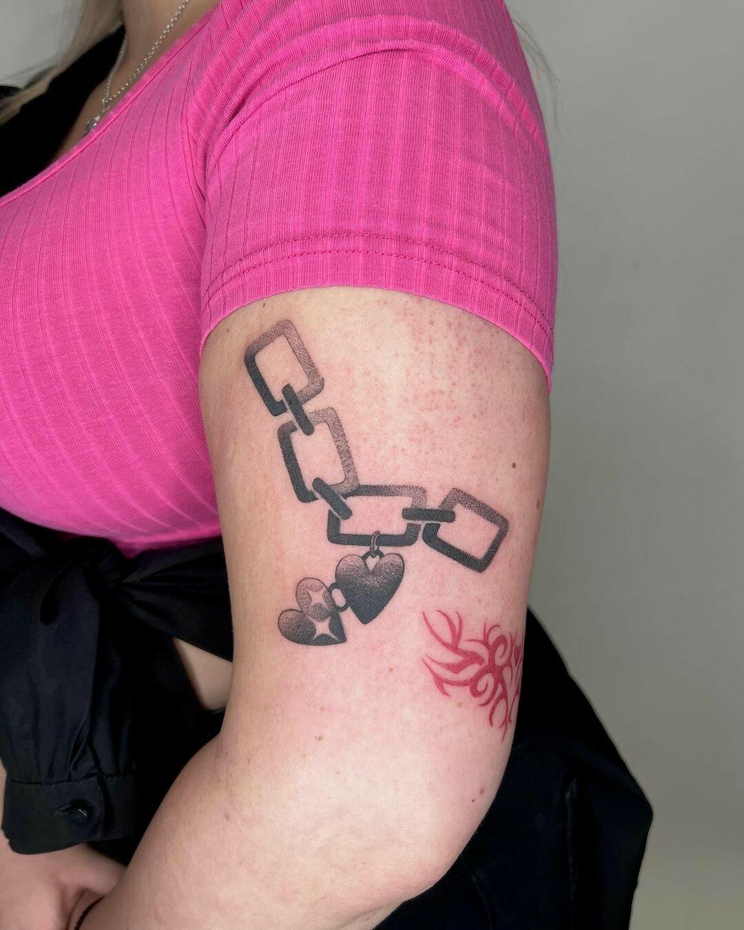 Inksearch tattoo Nela Pidzyn