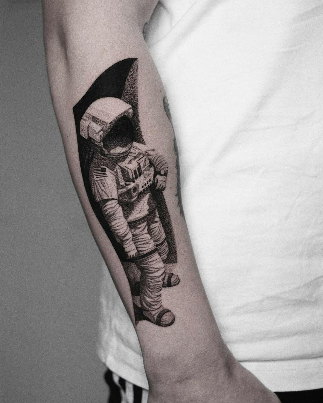 Inksearch tattoo Patryk Chybowski (Boski Tattoo)