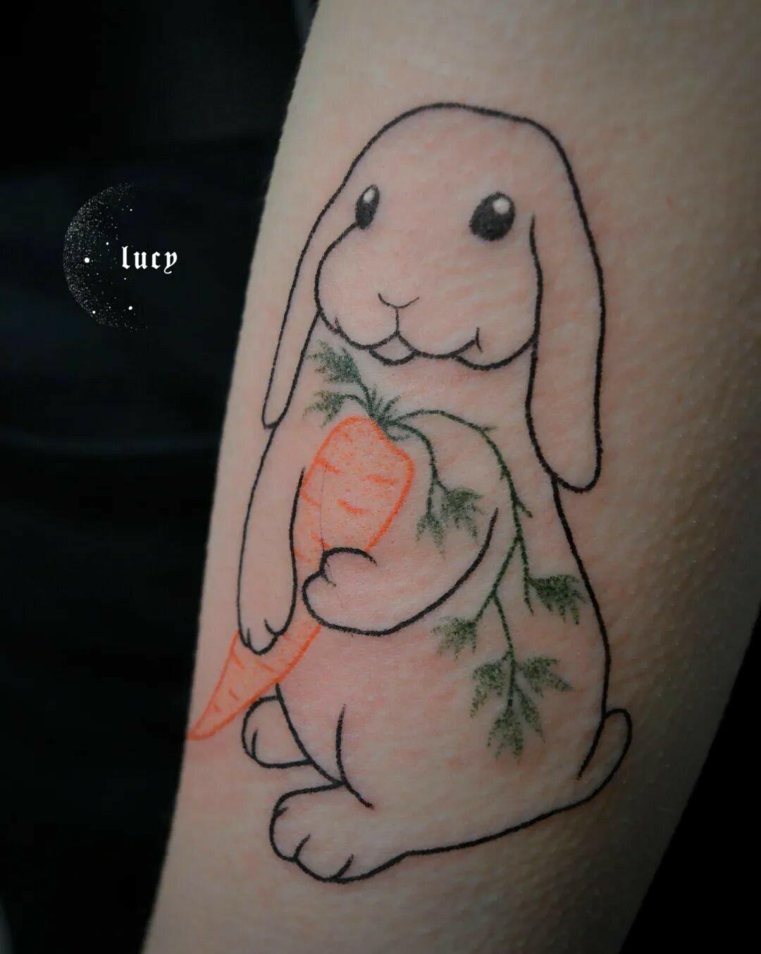 Inksearch tattoo Lucy_handpoke
