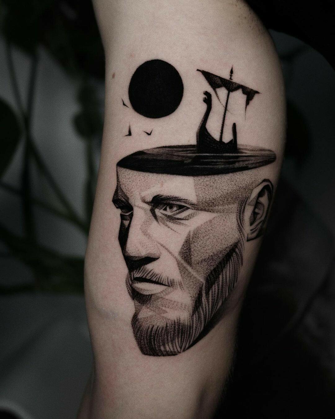 Inksearch tattoo Patryk Chybowski (Boski Tattoo)