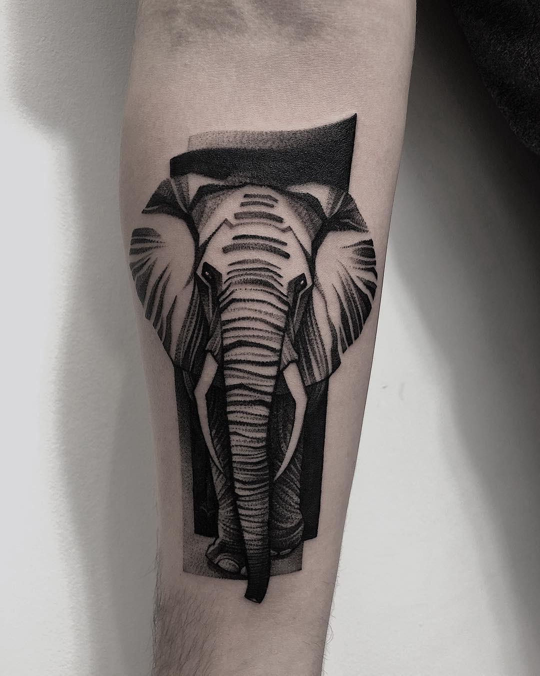 Inksearch tattoo Patryk Chybowski (Boski Tattoo)