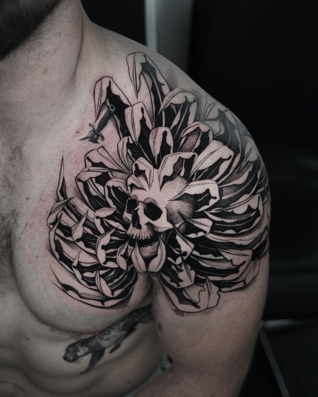 Inksearch tattoo Patryk Chybowski (Boski Tattoo)