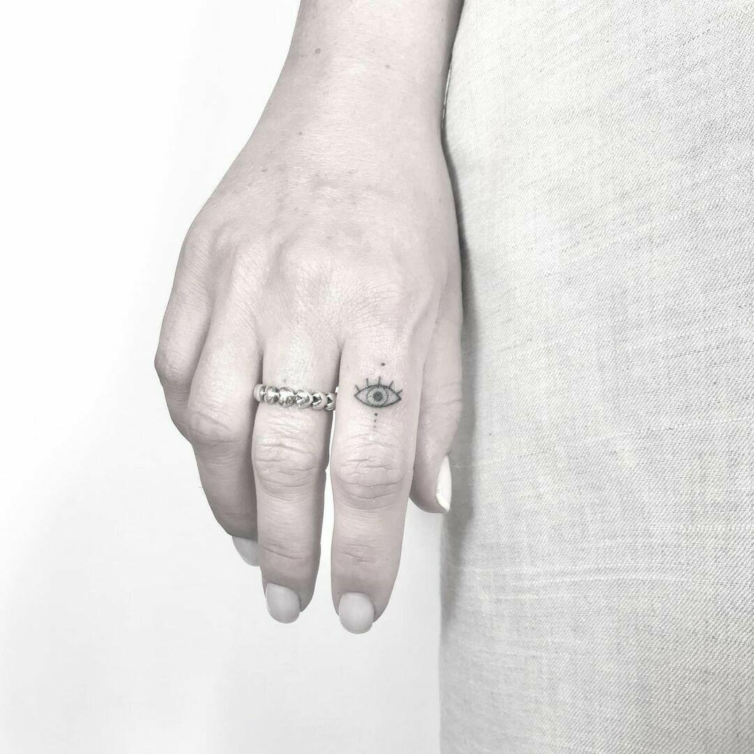 Inksearch tattoo FAJNERZECZYTATUAŻE