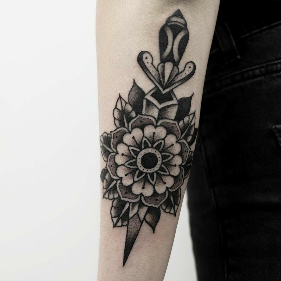 Inksearch tattoo Evel Qbiak