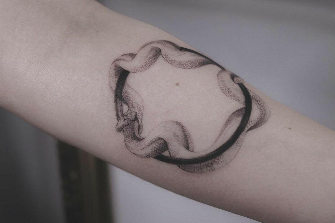 Inksearch tattoo Joasia Luna