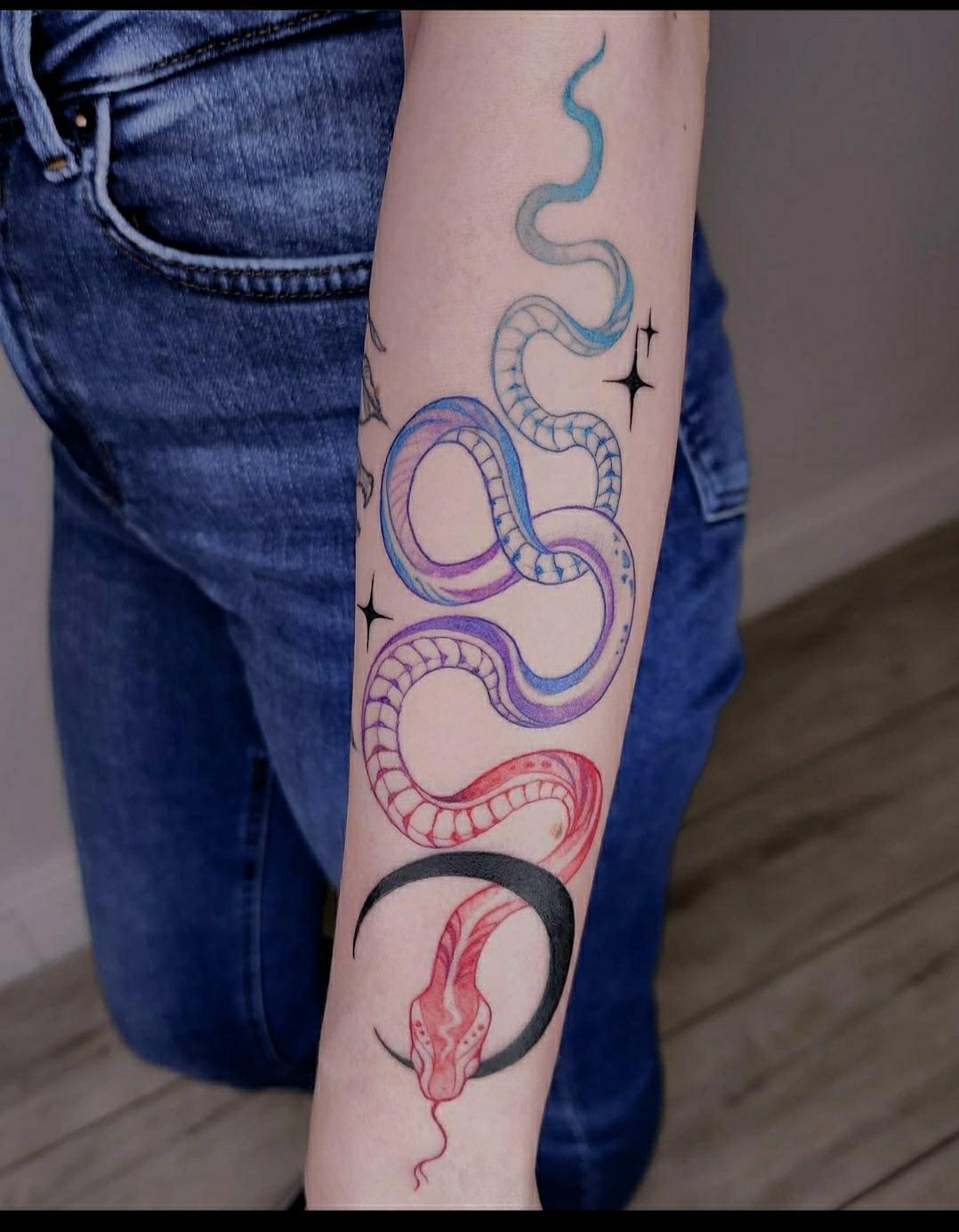 Inksearch tattoo Karolina