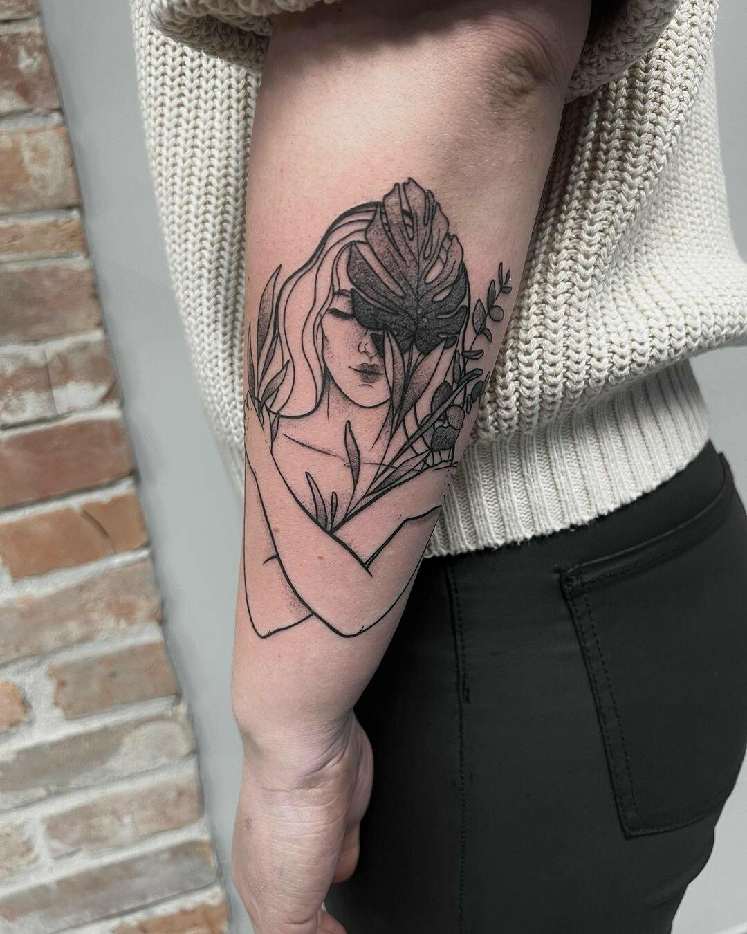 Inksearch tattoo Black Frog