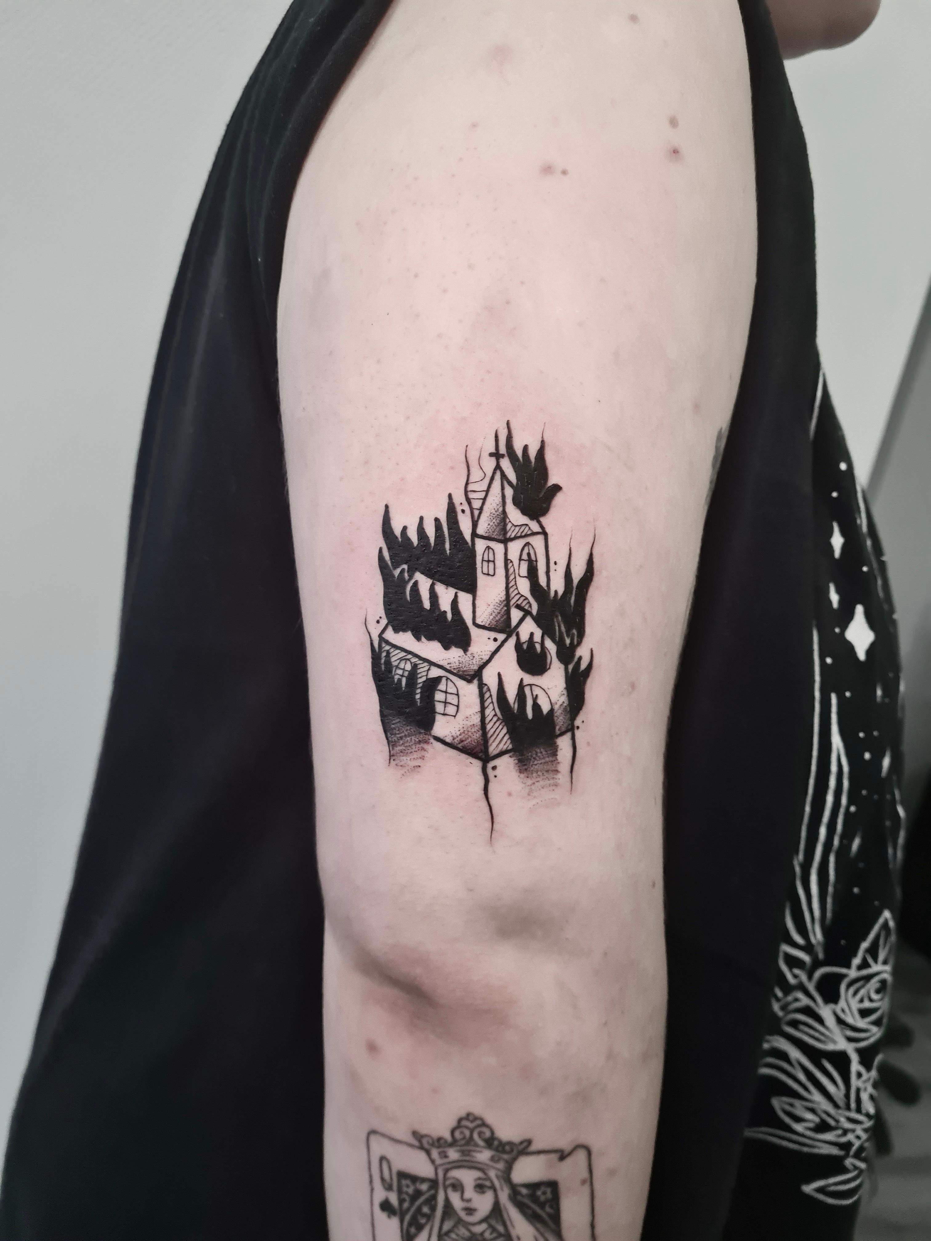 Inksearch tattoo WisielecTattoo