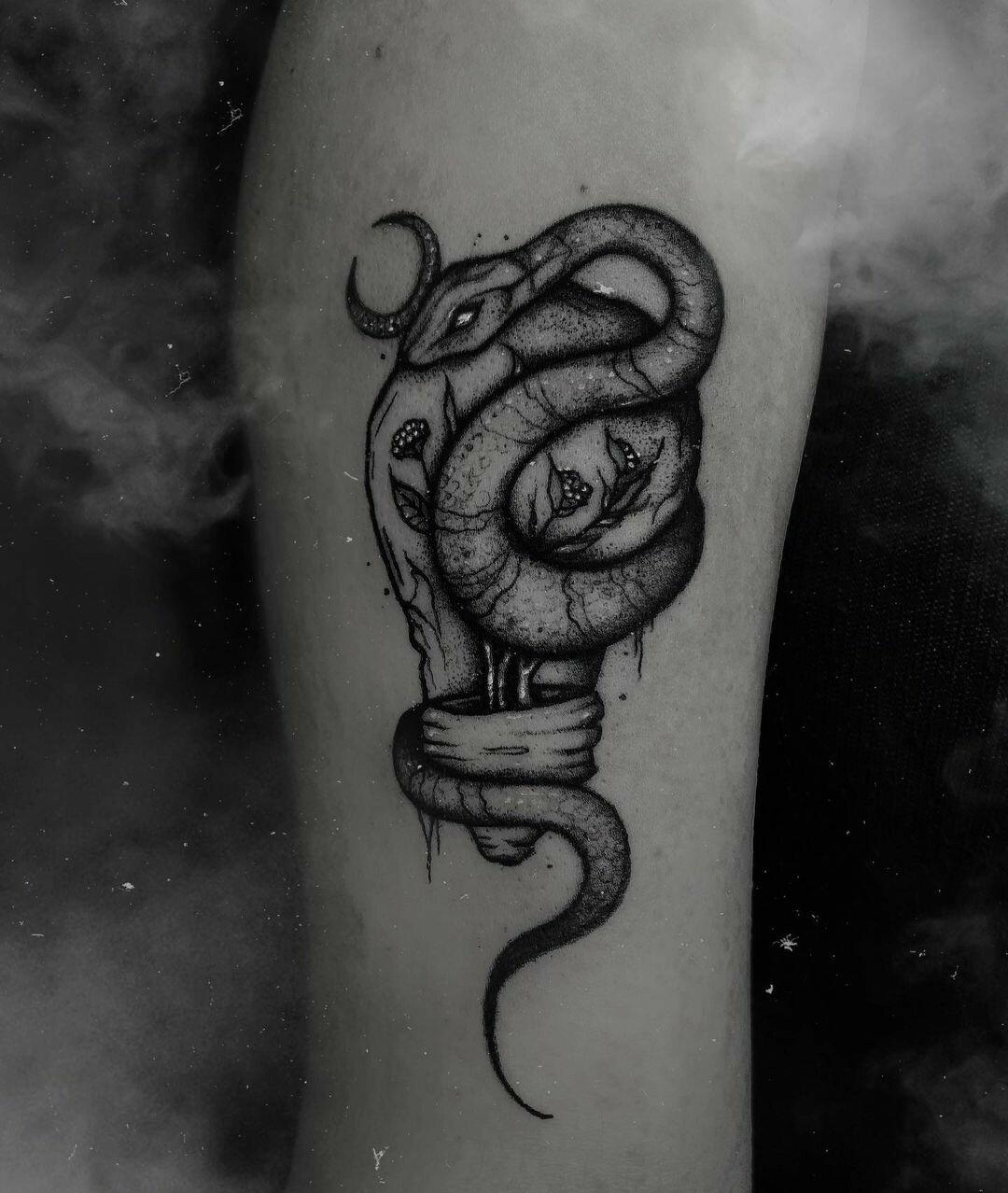 Inksearch tattoo Emanuela Latoszek 🌙 The Sacred Touch ⚜️