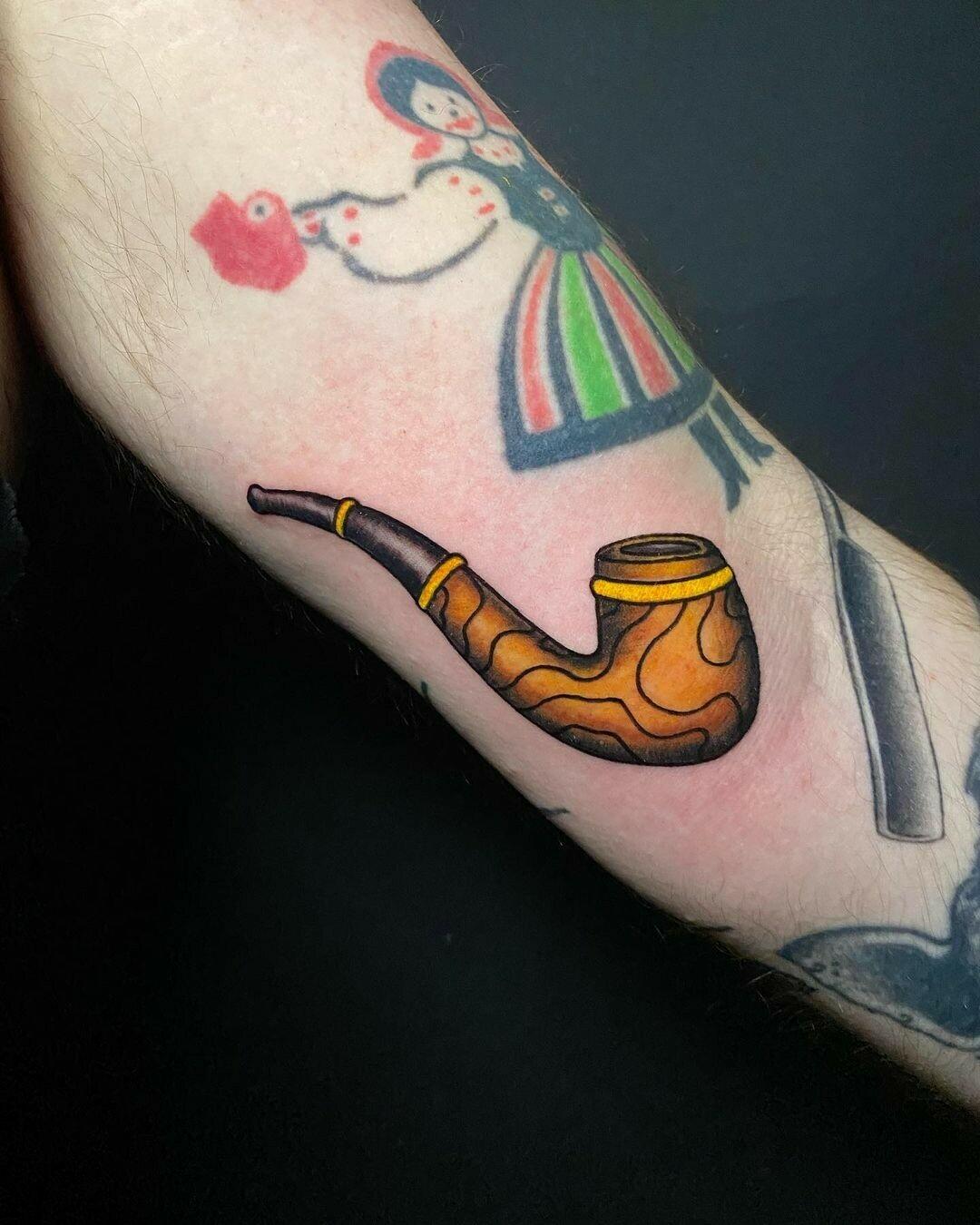 Inksearch tattoo Modliszka Studio Tatuażu