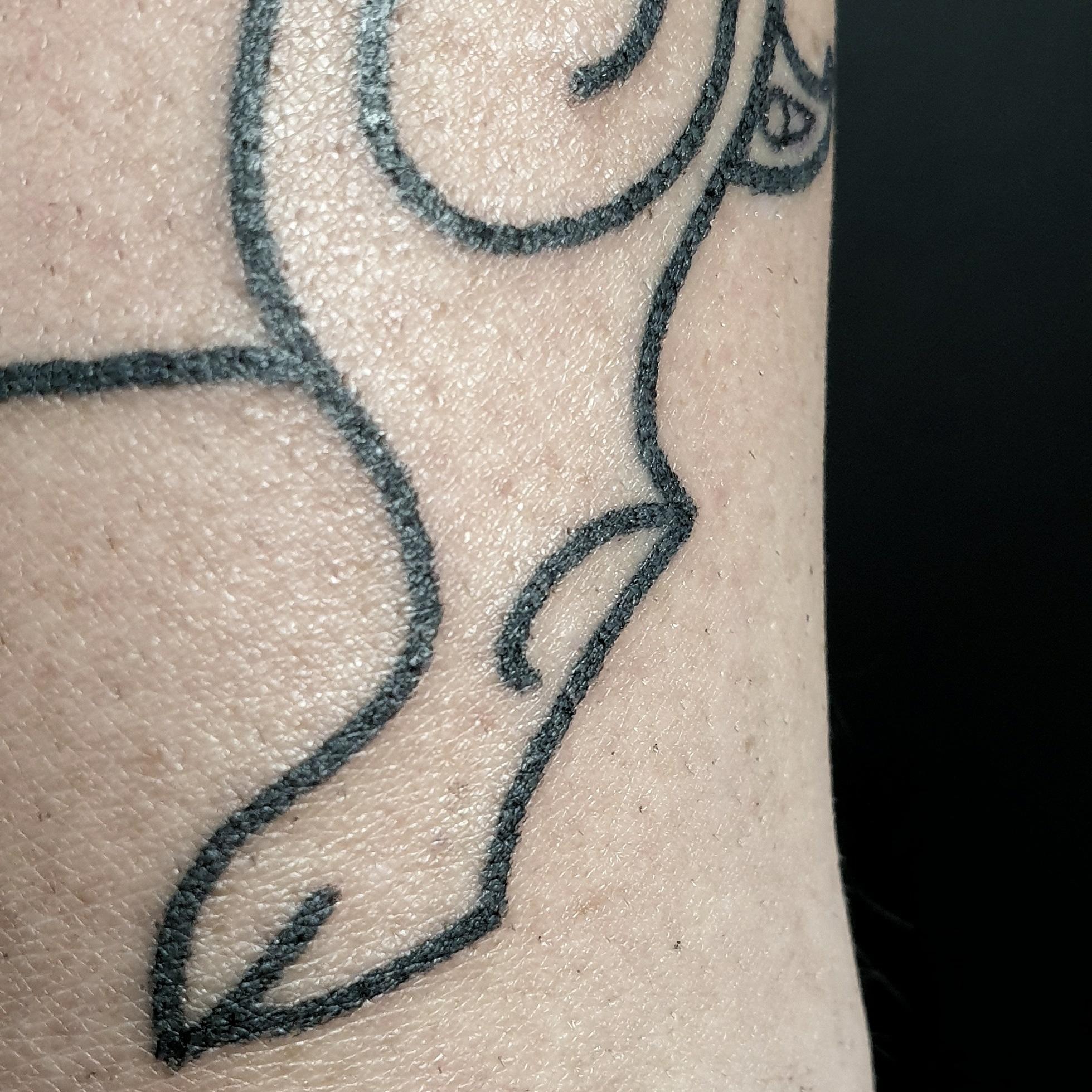 Inksearch tattoo Karolina Deres