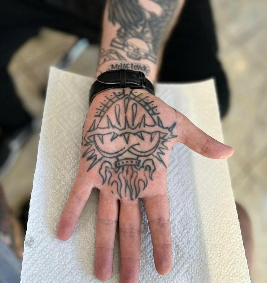 Inksearch tattoo Miejski Folklor Tattoo & Piercing
