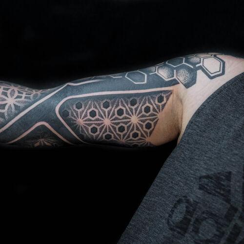 Geometric Johny inksearch tattoo