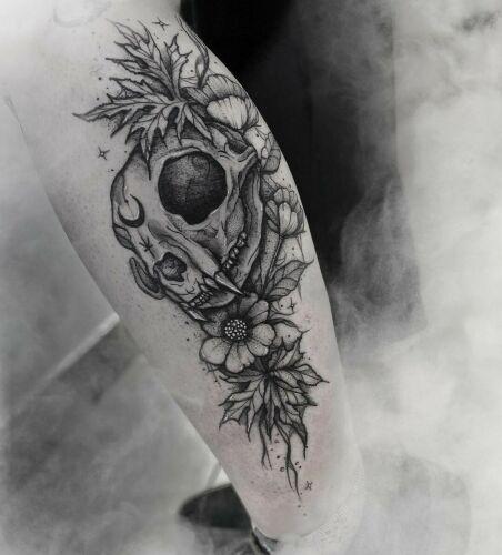 Emanuela Latoszek 🌙 The Sacred Touch ⚜️ inksearch tattoo