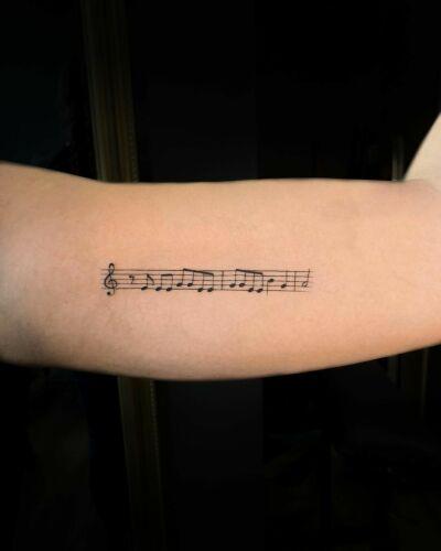 Kwiat Paproci Tattoo by Agnieszka Szneidrowska inksearch tattoo