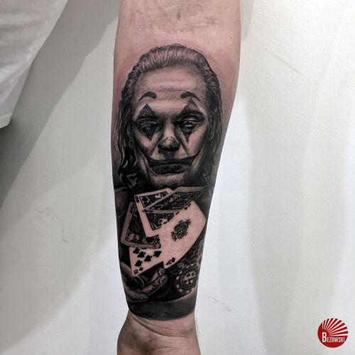 Bezowski inksearch tattoo