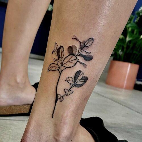 saraArt inksearch tattoo