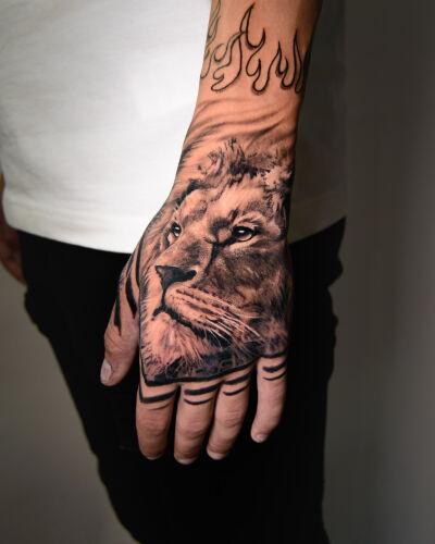 Kamil Zieliński - Thanks.Leo inksearch tattoo
