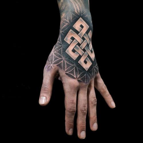 Geometric Johny inksearch tattoo