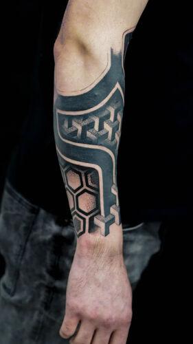 Geometric Johny inksearch tattoo
